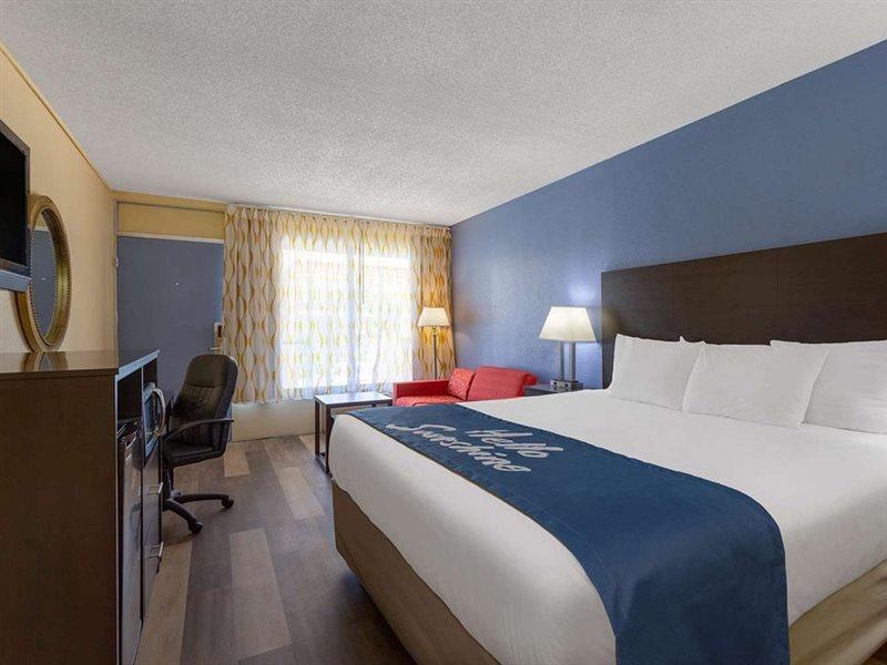 Days Inn By Wyndham Greensboro Airport מראה חיצוני תמונה